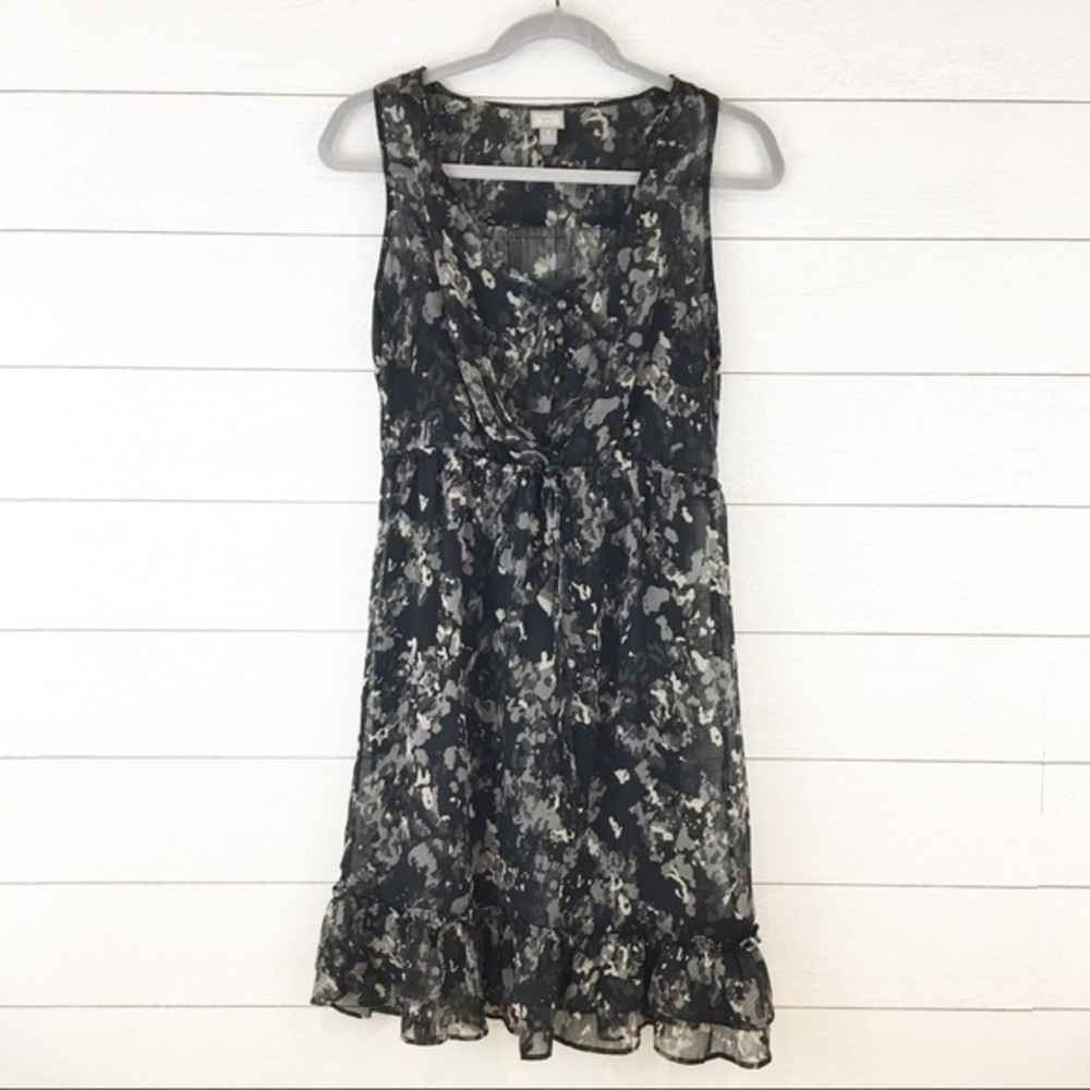 Converse One Star Gray Print Ruffle Dress